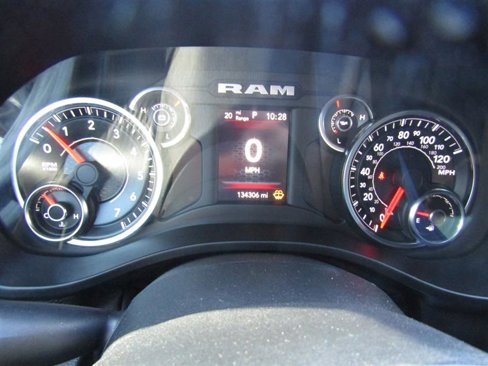 Used 2019 RAM 1500 Big Horn image 18