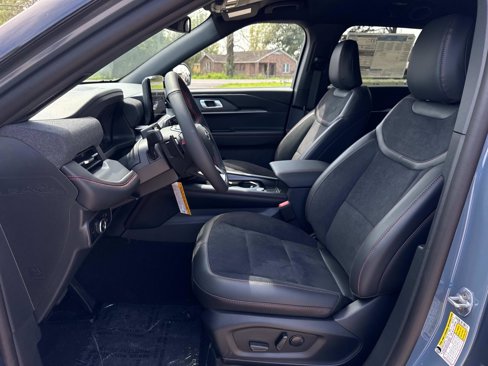 New 2025 Ford Explorer ST image 8