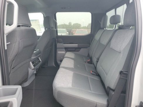 New 2026 Ford F250 4x4 Crew Cab Super Duty image 23