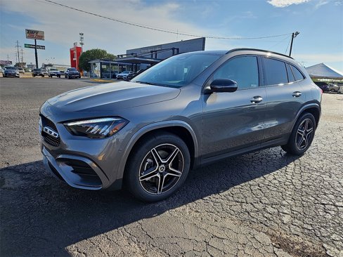 New 2026 Mercedes-Benz GLA 250 image 2