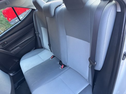 Used 2017 Toyota Corolla L image 7