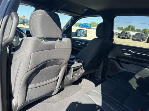 New 2026 RAM 1500 4x4 Crew Cab image 25