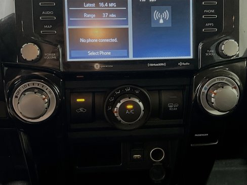 Used 2024 Toyota 4Runner TRD Off-Road image 11