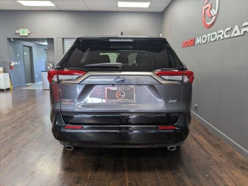 Used 2021 Toyota RAV4 XSE w/ Weather Package image 7