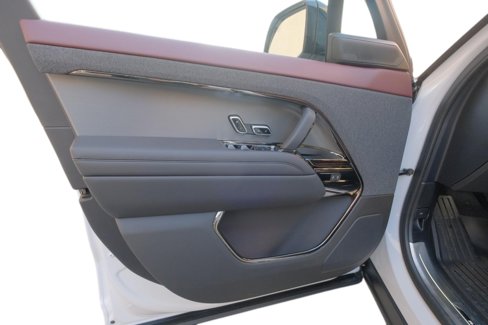 New 2025 Land Rover Range Rover Sport Dynamic SE image 11