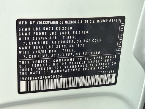 Used 2024 Volkswagen Tiguan Wolfsburg Edition image 25