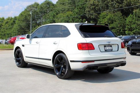 Used 2018 Bentley Bentayga image 5