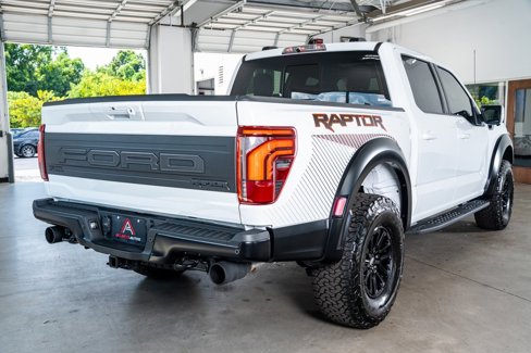 Used 2025 Ford F150 Raptor image 6