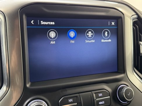 Used 2021 Chevrolet Silverado 1500 LT Trail Boss w/ Convenience Package II image 19