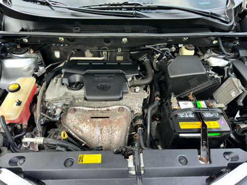 Used 2015 Toyota RAV4 LE image 38