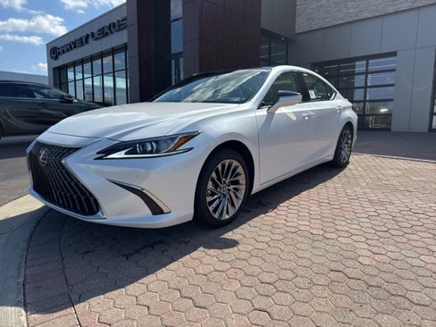 New 2025 Lexus ES 350 Luxury image 2