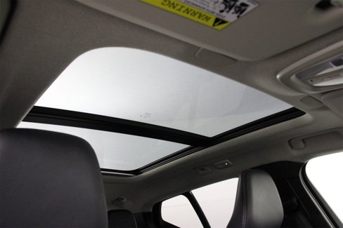 Certified 2025 Volvo XC40 B5 Plus image 23