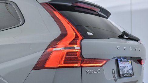 Certified 2025 Volvo XC60 B5 Core w/ Protection Package Premier image 12