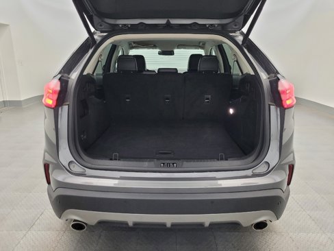 Used 2024 Ford Edge Titanium image 29