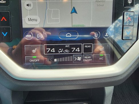 Used 2024 Subaru Ascent Limited w/ Technology Package image 18