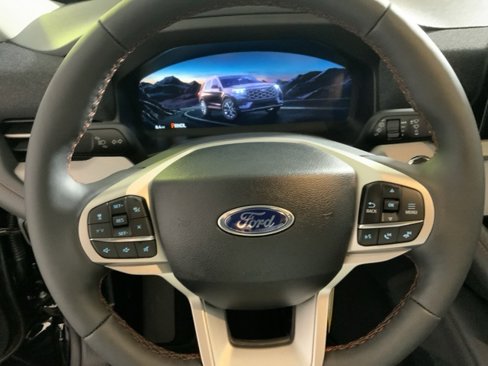 New 2025 Ford Explorer Active w/ Active Comfort Package image 20
