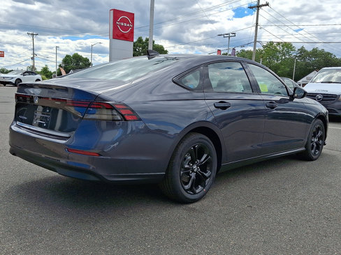 New 2025 Honda Accord SE image 3