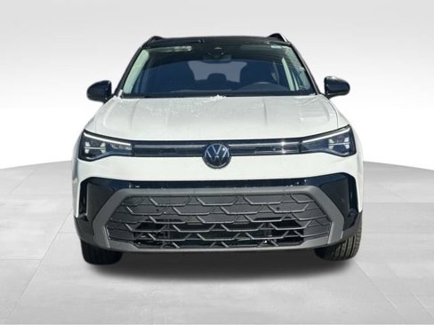New 2025 Volkswagen Taos SE image 5