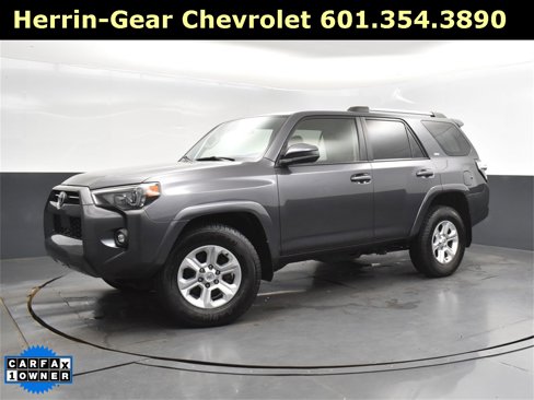 Used 2023 Toyota 4Runner SR5 image 3