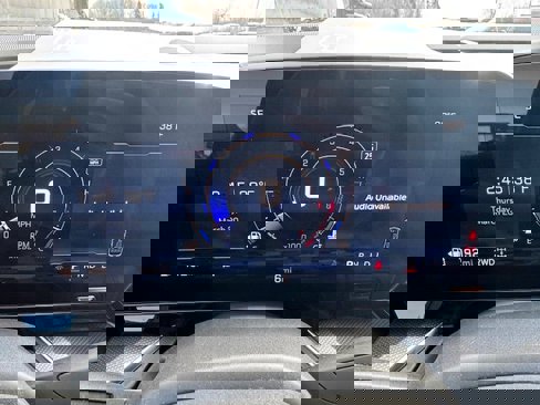 New 2025 Chevrolet Suburban RST w/ RST Capability Package image 32