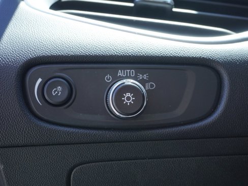 Used 2024 Chevrolet Malibu LT image 12