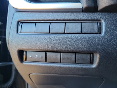 Certified 2021 Nissan Rogue S image 22
