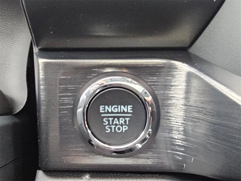 New 2025 Ford F350 Lariat w/ Lariat Ultimate Package image 39
