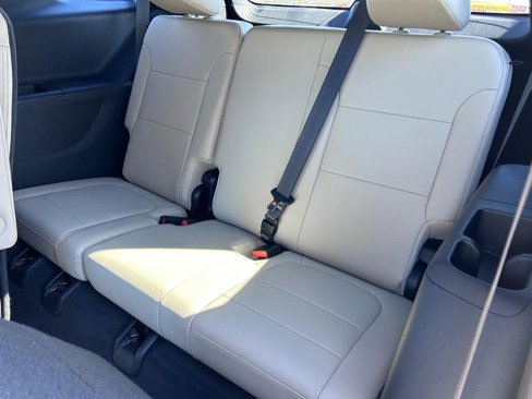 Used 2022 Chevrolet Traverse LT w/ LPO, Cargo Package image 8