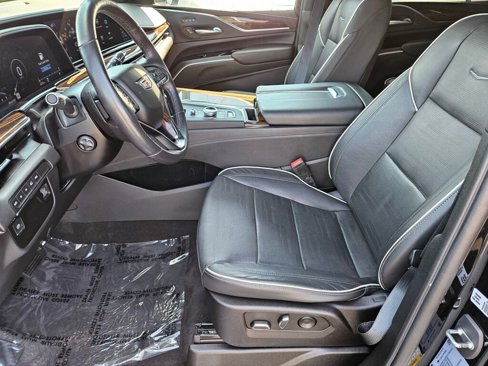 Used 2023 Cadillac Escalade ESV Premium Luxury image 12