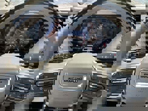New 2026 GMC Yukon Denali image 19