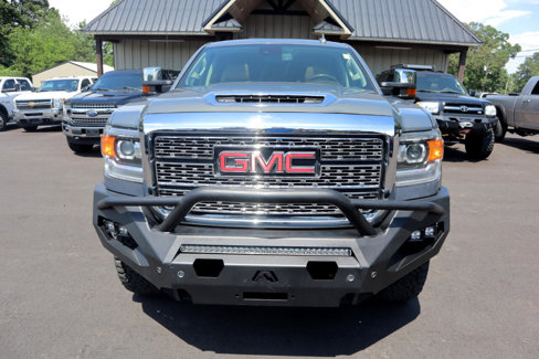Used 2018 GMC Sierra 2500 Denali w/ Duramax Plus Package image 2