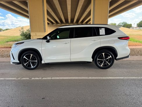 Used 2021 Toyota Highlander XSE image 6