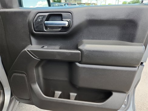 Used 2020 GMC Sierra 1500 4x4 Crew Cab w/ Sierra Value Package image 9