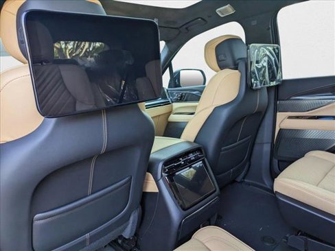 New 2025 Cadillac Escalade IQ Luxury 2 w/ LPO, Radiant Package image 13