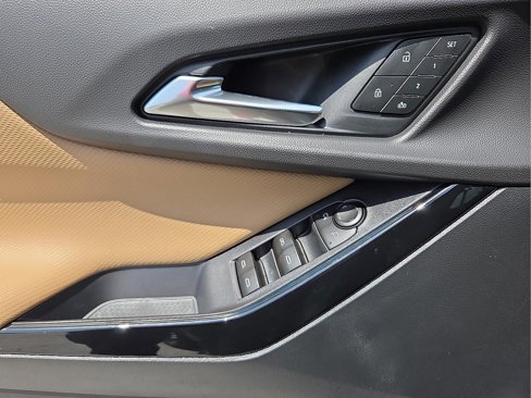 New 2026 Chevrolet Equinox ACTIV w/ Convenience Package III image 13