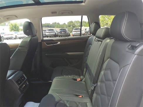 New 2026 Volkswagen Atlas SE image 10