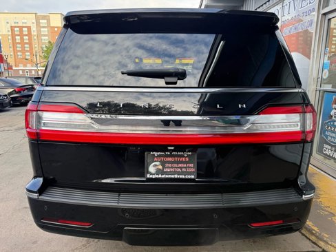 Used 2021 Lincoln Navigator Reserve image 5