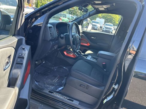 Used 2023 Nissan Frontier PRO-4X w/ Pro Convenience Package image 15