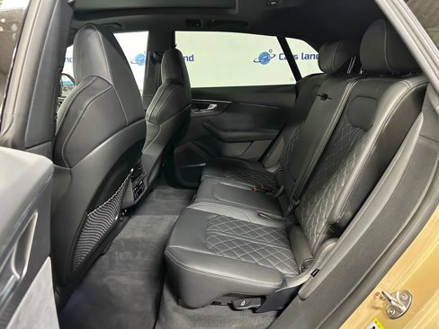 Used 2024 Audi SQ8 Premium Plus image 18