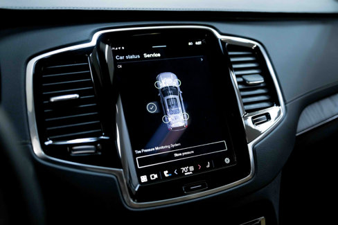 Used 2023 Volvo XC90 T8 Ultimate w/ Lounge Package image 58