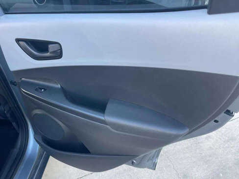 Used 2020 Hyundai Kona SE image 18