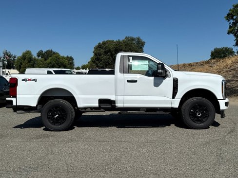 New 2025 Ford F250 XLT image 2