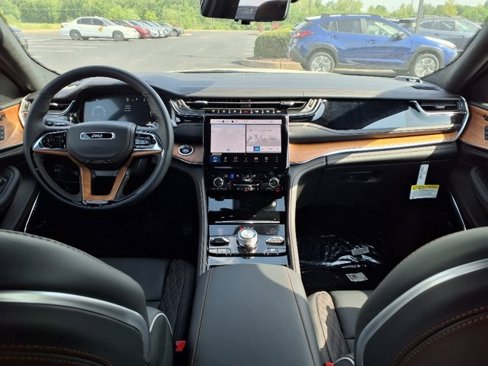 New 2025 Jeep Grand Cherokee L Summit image 14