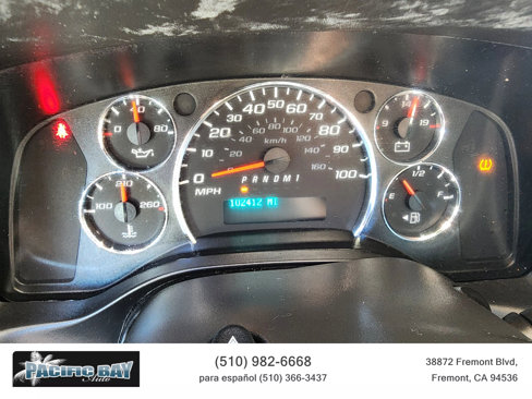 Used 2017 Chevrolet Express 2500 Extended image 12