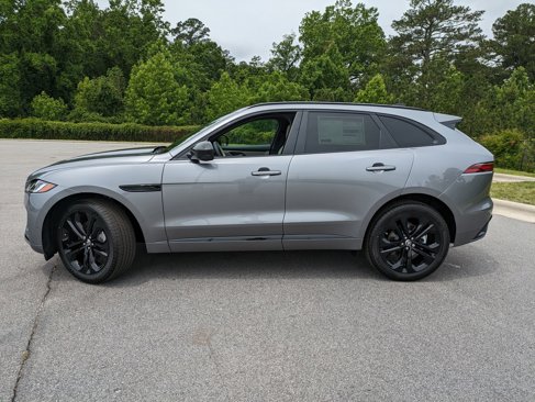 New 2026 Jaguar F-PACE R-Dynamic S image 9