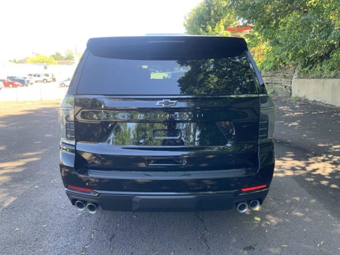 New 2026 Chevrolet Suburban Z71 w/ Comfort Package image 6