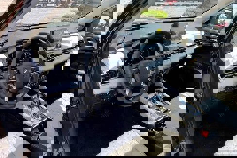 New 2025 Mitsubishi Outlander SEL image 6
