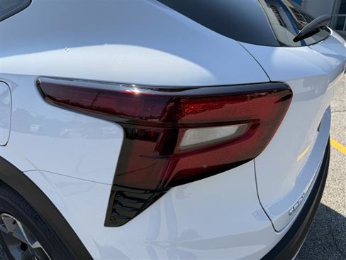 New 2025 Chevrolet Trax LT w/ LT Convenience Package image 30