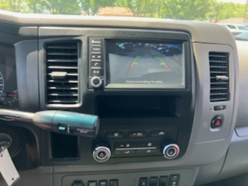 Used 2019 Nissan NV 2500 SV image 9