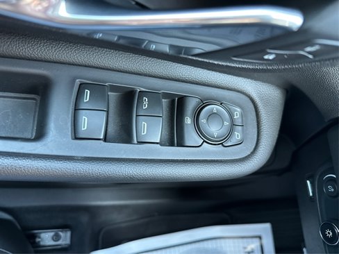 Used 2021 GMC Terrain SLE w/ Driver Convenience Package image 39